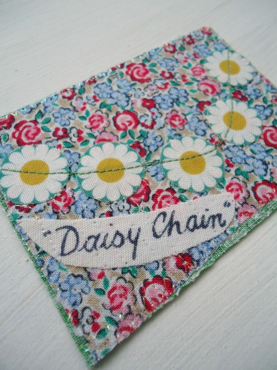 modflowers: giveaway - "daisy chain" artist trading card