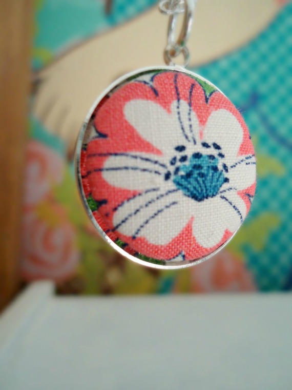 modflowers: silver button pendant