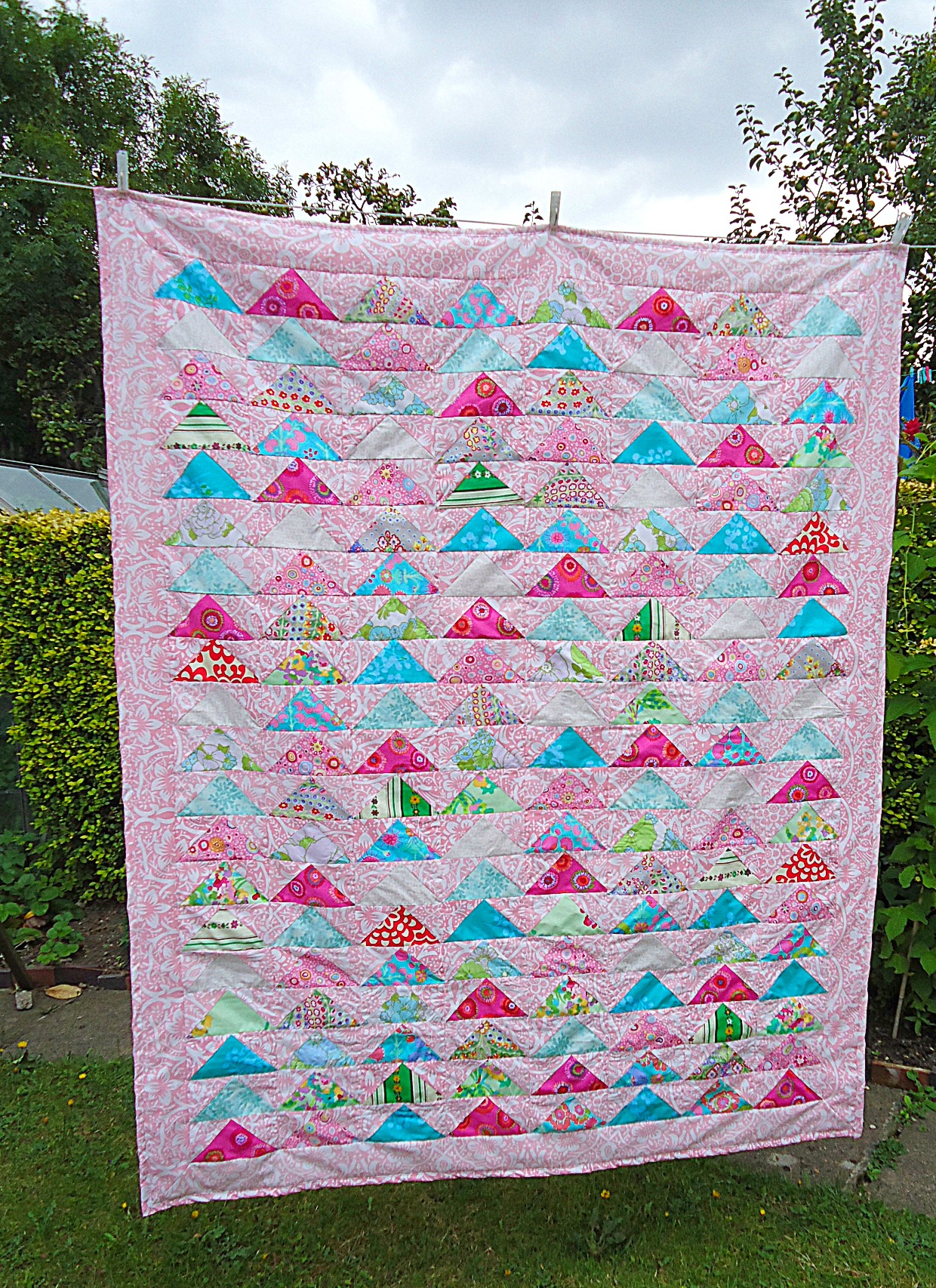 modflowers: flying geese quilt