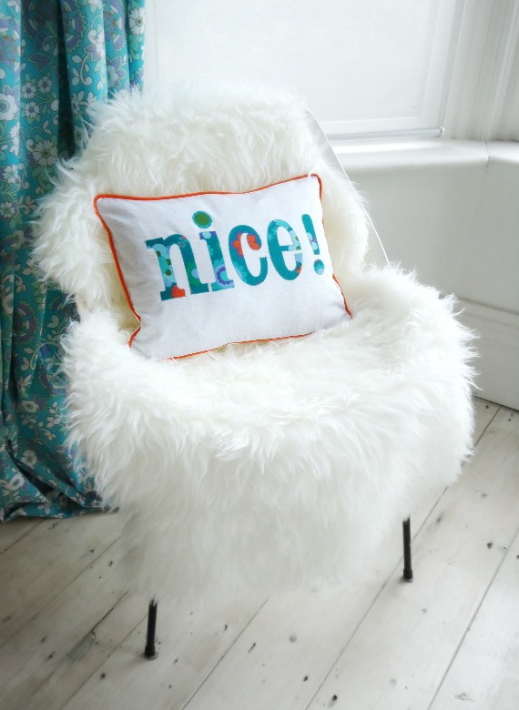 modflowers: applique cushion