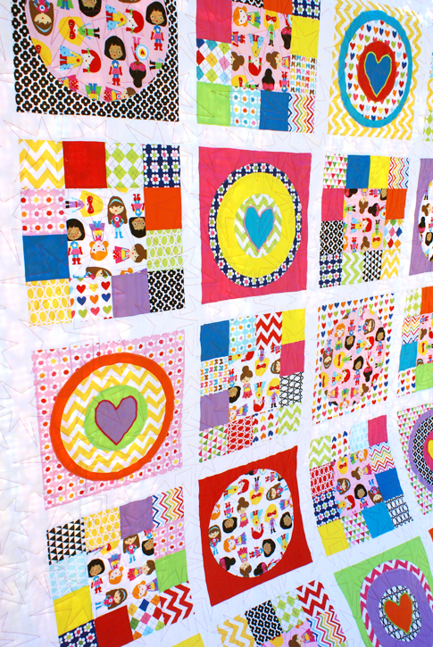 modflowers: quilt by Laurie Matthews, using Ann Kelle fabrics