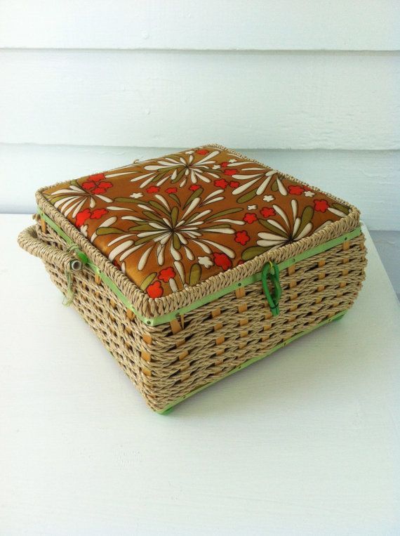 modflowers: vintage sewing basket from Your Aunties Panties on Etsy