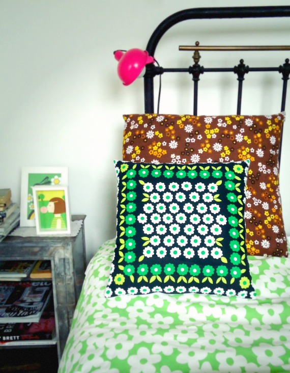 modflowers: green vintage cushion