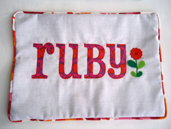 modflowers: custom name cushion commission