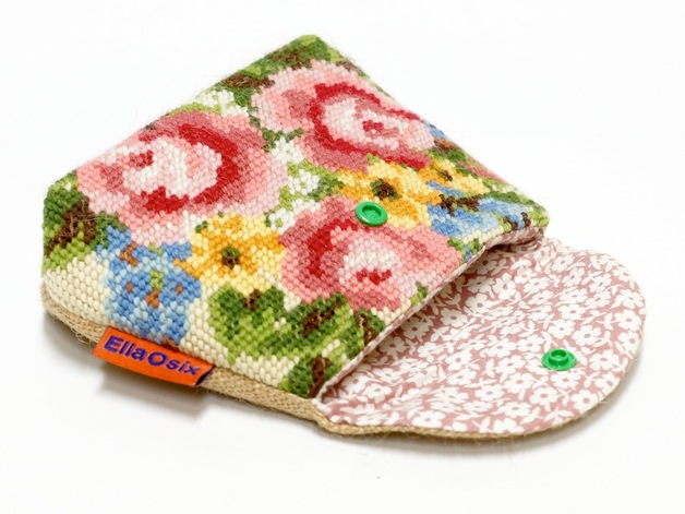 modflowers: vintage needlepoint makeup bag by Ella OSix