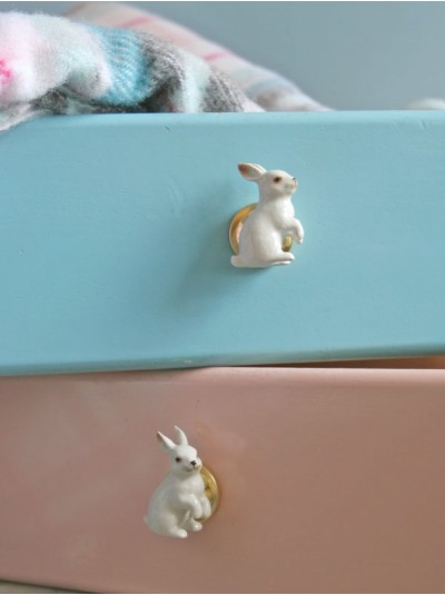 modflowers: bunny knobs from berry red