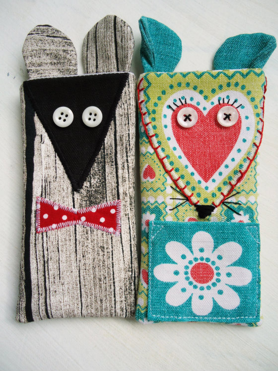 modflowers: handmade vintage fabric mouse iphone cases