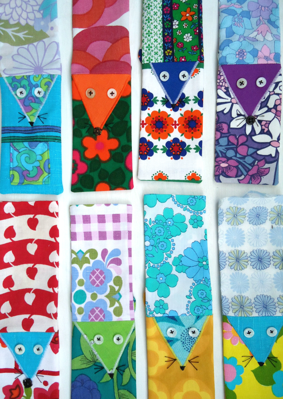 modflowers: handmade vintage fabric mouse phone cases with contrast linings