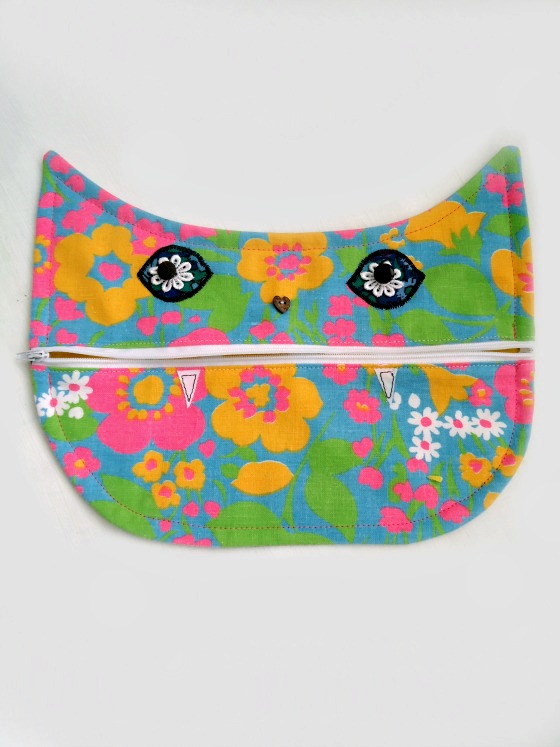 cat bag neon 560