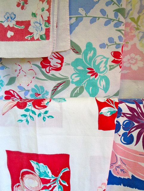 modflowers: vintage tablecloths