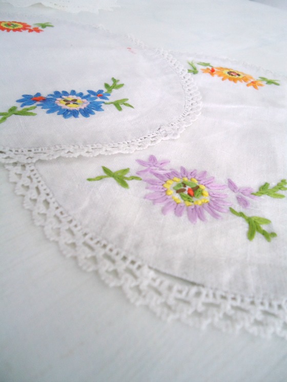 vintage linens3