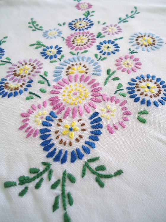 vintage linens4