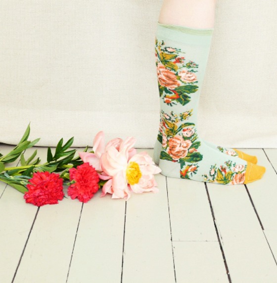 modflowers: socks by bonne maison