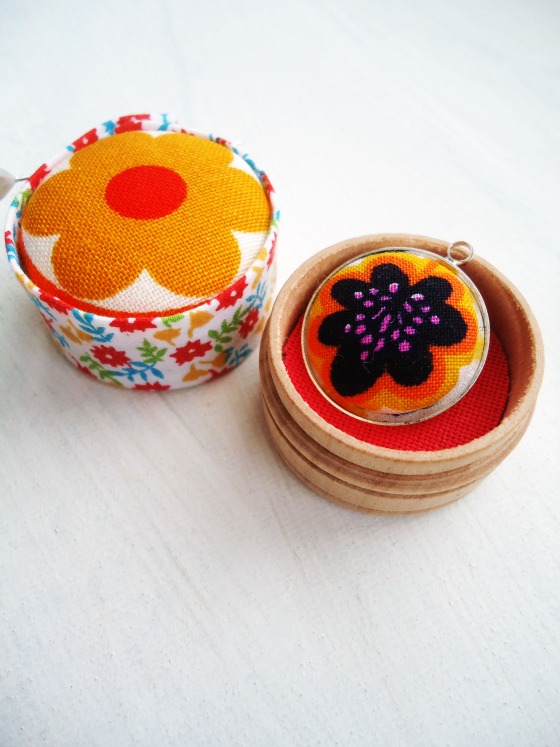 modflowers: little box with pendant