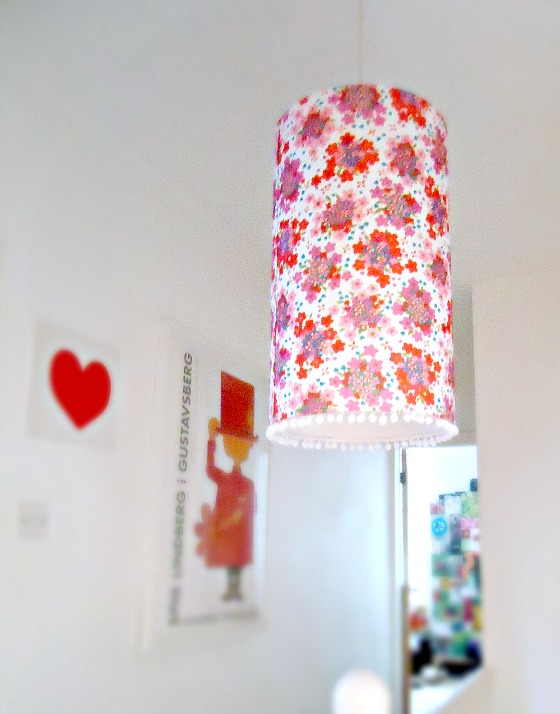 modflowers: handmade vintage fabric lampshade