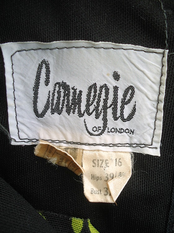 modflowers: Carnegie crimplene frock label