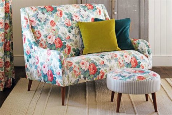 modflowers: Sanderson Chelsea fabric sofa