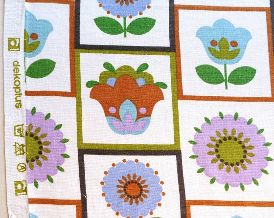 modflowers: dekoplus fabric from the collection of Jane Foster