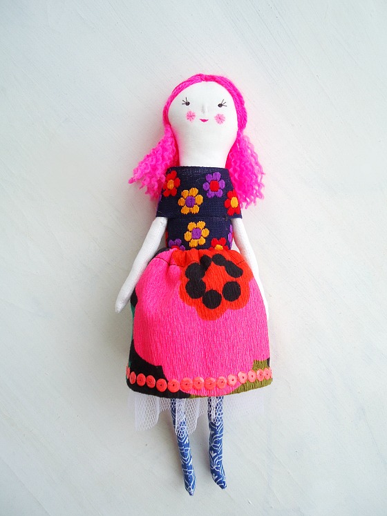 modflowers: handmade vintage fabric doll Sally