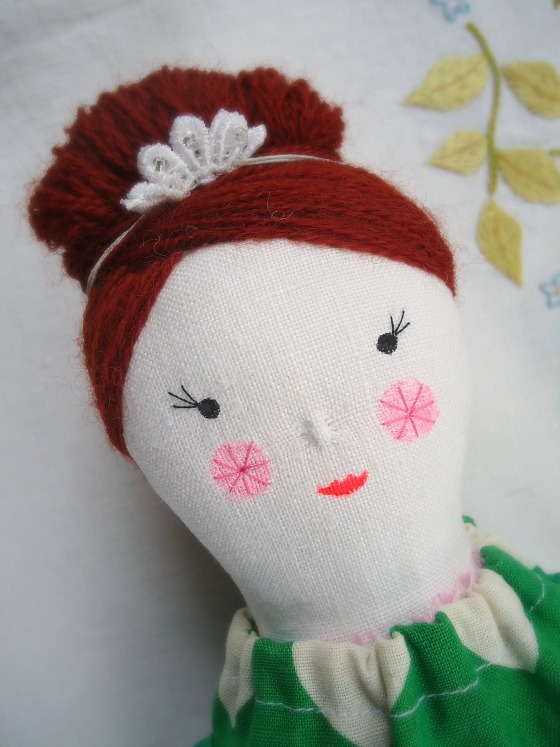 modflowers: beatrice beehive doll