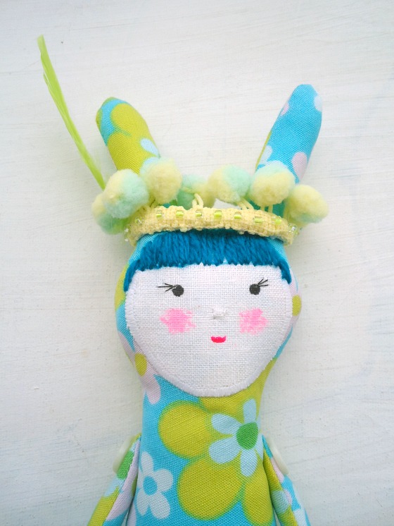 modflowers doll: rabbit ear girl face