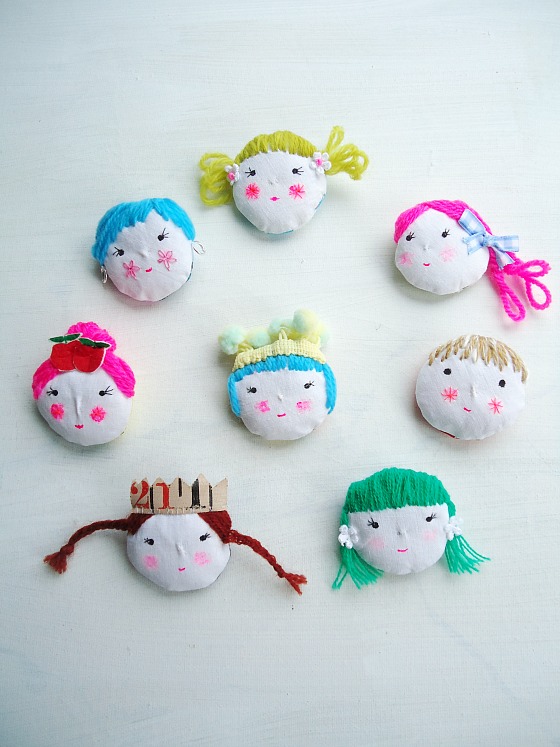 modflowers: doll face brooches