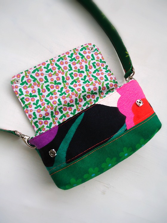 modflowers: pouch lining