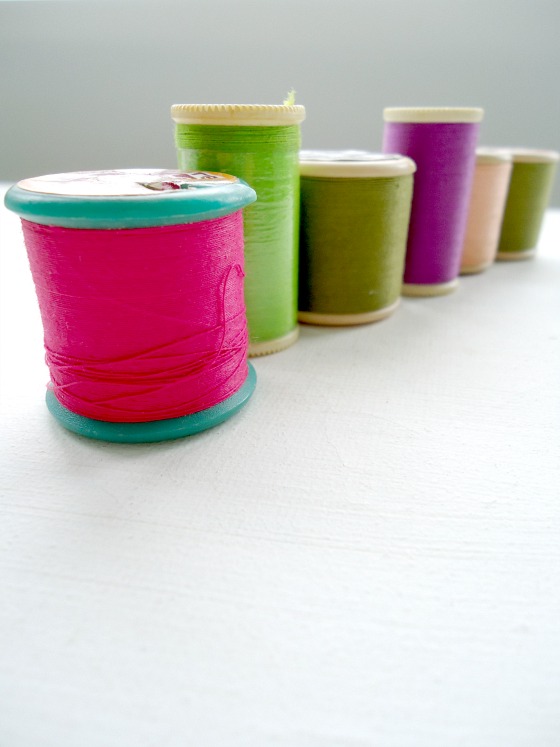 modflowers: vintage sewing threads