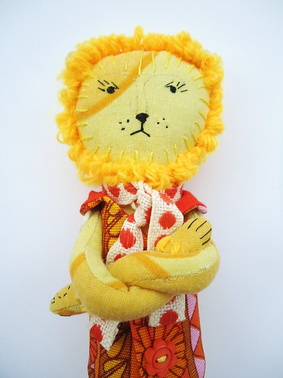 modflowers: Dandy Lion doll