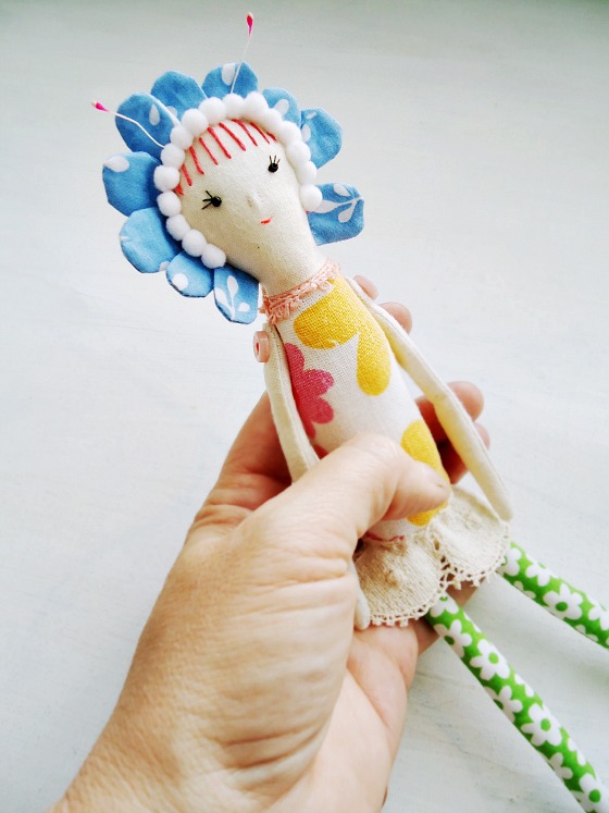 modflowers: flower doll 