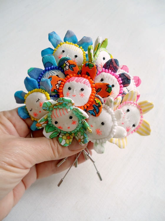 modflowers: petal people pins