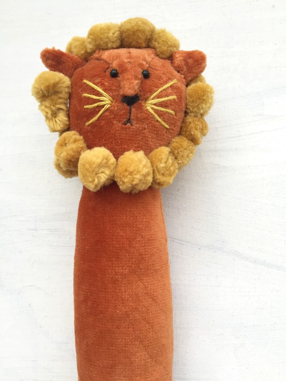 modflowers: golden cinnamon lion doll