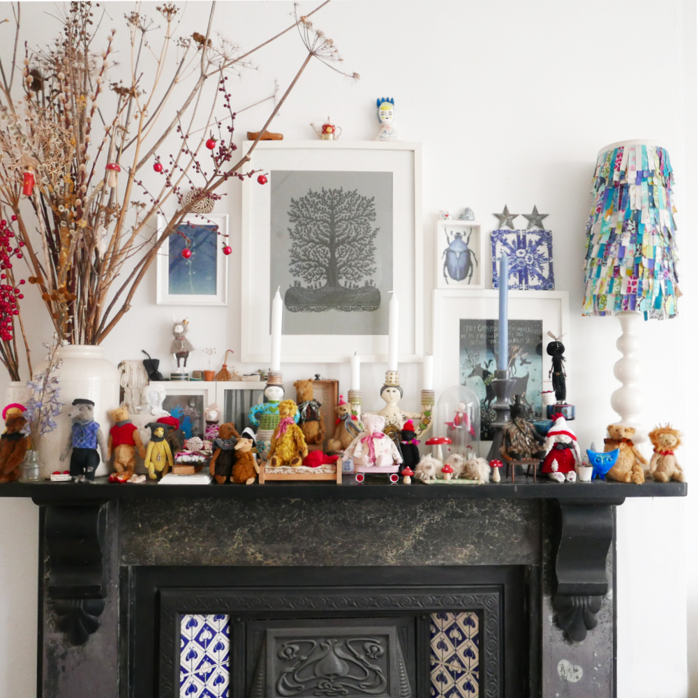 modflowers: late starter - current mantel display